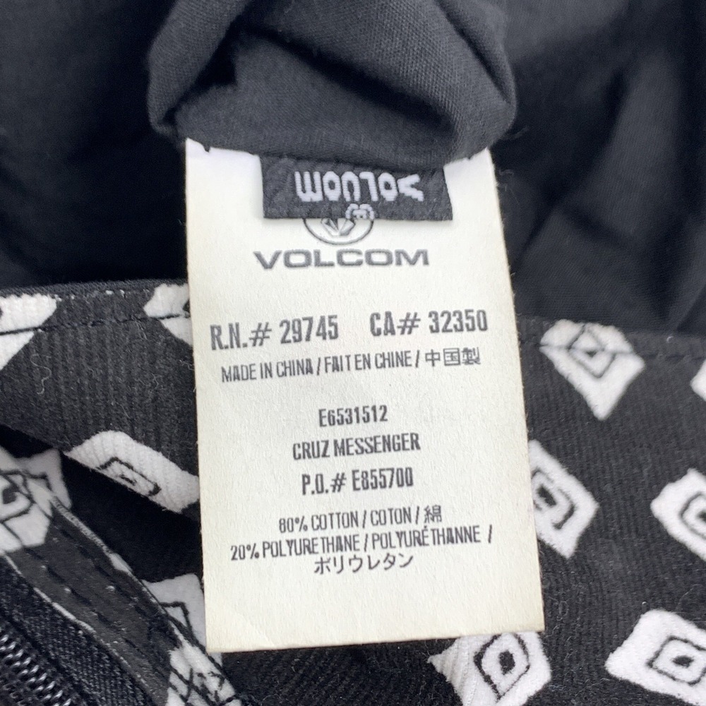 Volcom Cruz Messenger Shoulder Bag Purse Black & White Diamond Corduroy - Picture 11 of 16